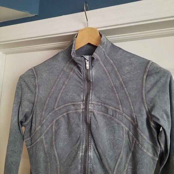 Lululemon Define Jacket Womens 8 Gray Garment Dye Washed Luna Luxtreme Fitted - Picture 4 of 12